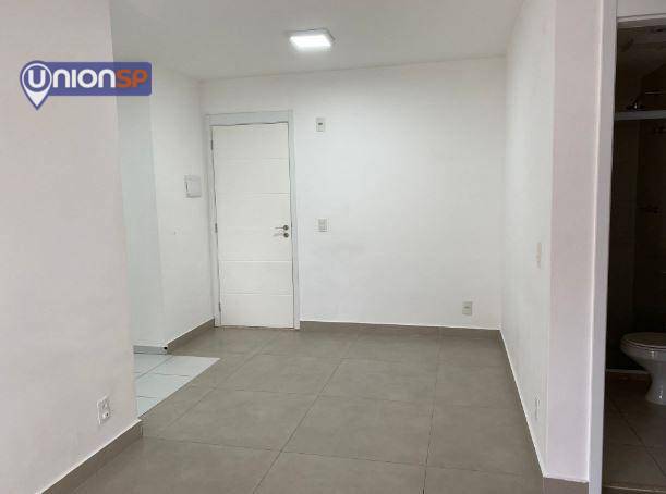 Apartamento à venda com 2 quartos, 70m² - Foto 1