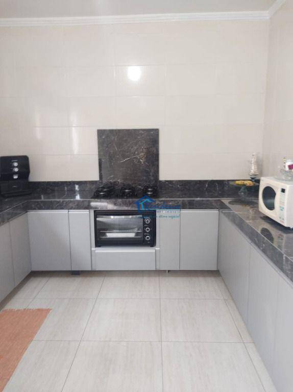 Sobrado à venda com 3 quartos, 200m² - Foto 17