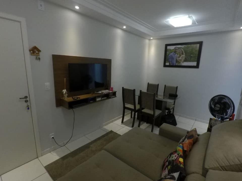 Apartamento à venda com 2 quartos, 48m² - Foto 2