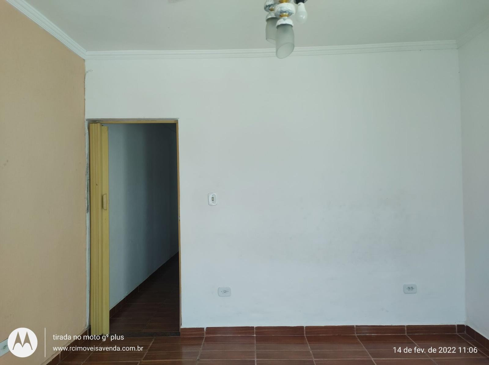 Casa à venda com 2 quartos, 80m² - Foto 11