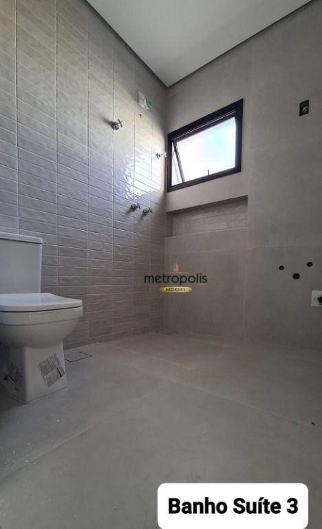 Sobrado à venda com 3 quartos, 234m² - Foto 14