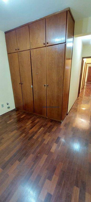 Apartamento para alugar com 2 quartos, 65m² - Foto 27