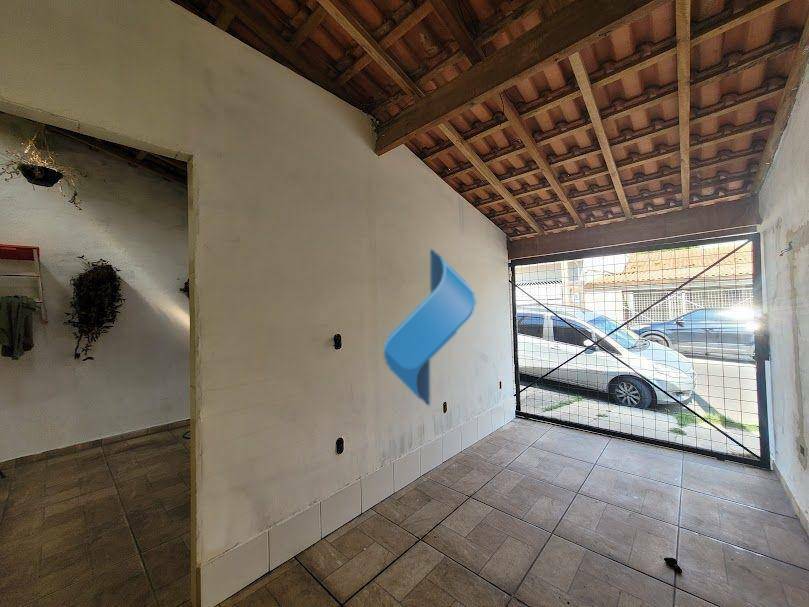 Casa à venda com 2 quartos, 60m² - Foto 24