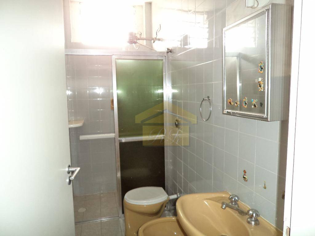 Sobrado à venda com 3 quartos, 230m² - Foto 9