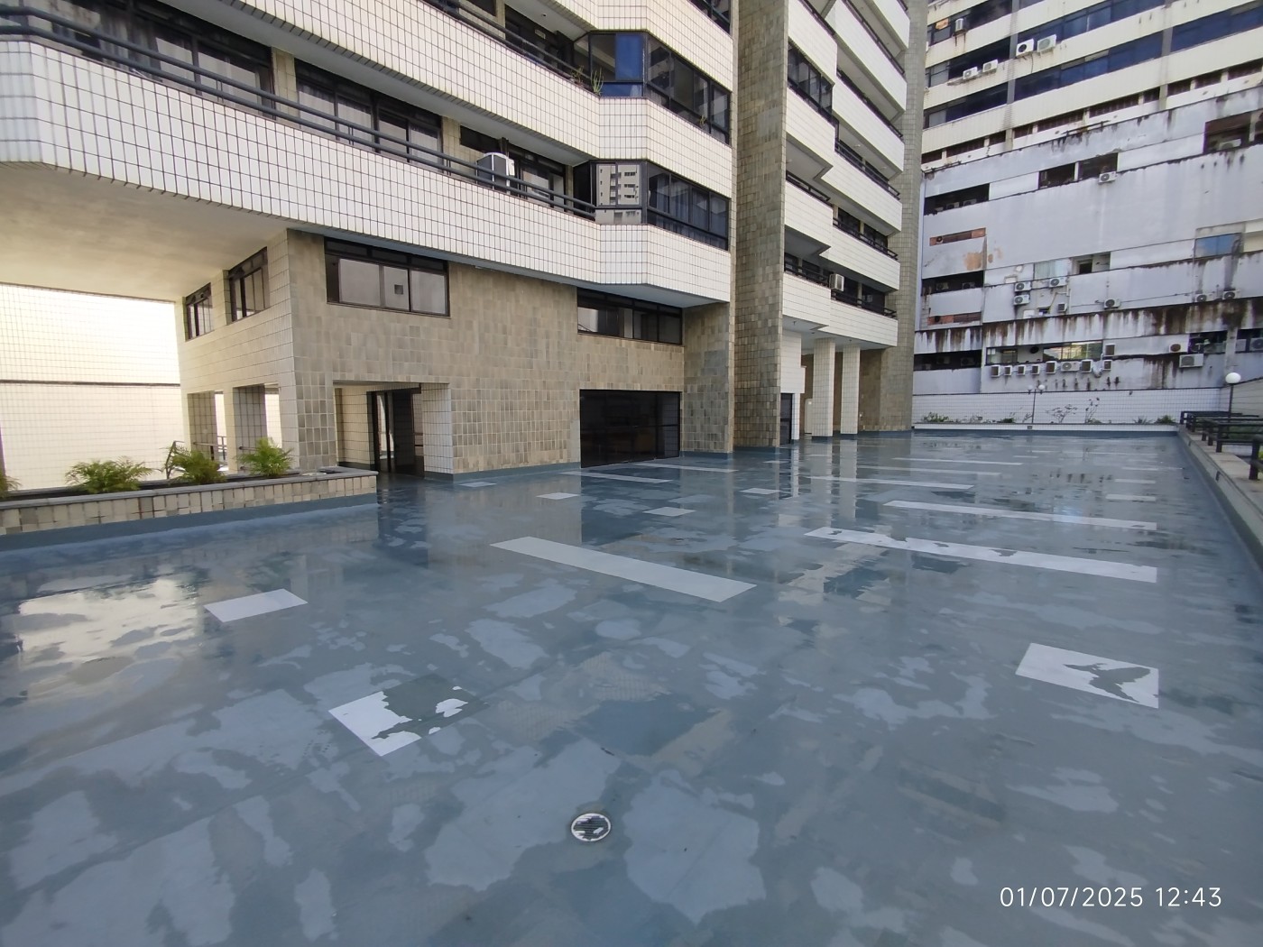 Apartamento para alugar com 3 quartos, 197m² - Foto 5
