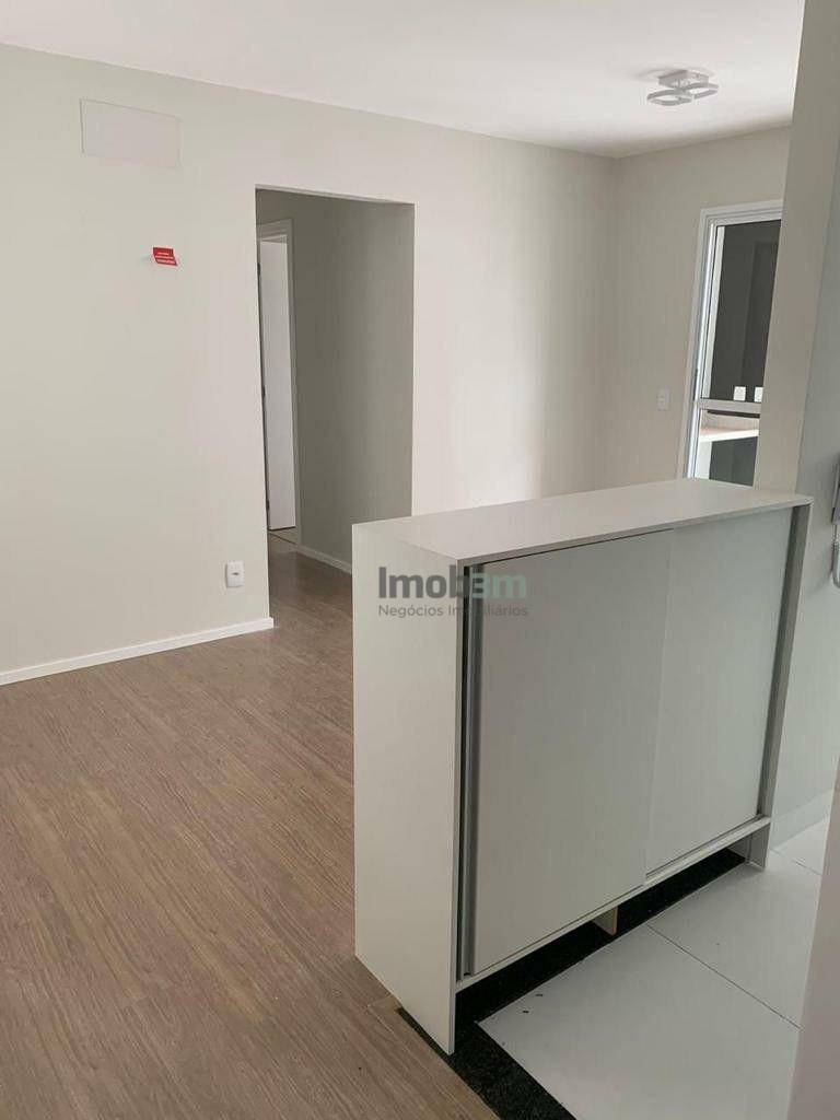 Apartamento para alugar com 3 quartos, 71m² - Foto 7