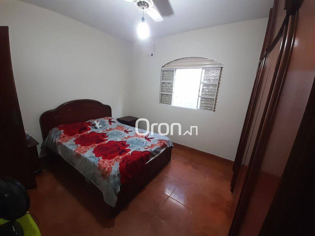 Casa à venda com 4 quartos, 200m² - Foto 8