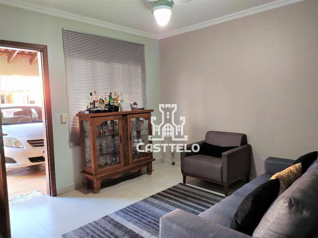 Casa à venda com 3 quartos, 138m² - Foto 9