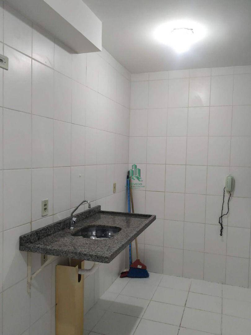 Apartamento à venda com 2 quartos, 44m² - Foto 3