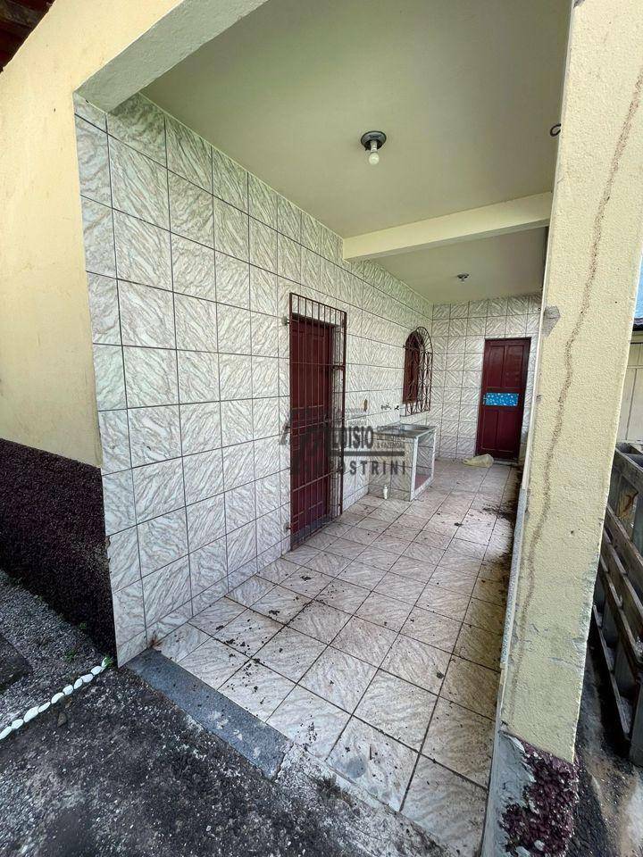 Casa à venda e aluguel com 3 quartos, 100m² - Foto 20