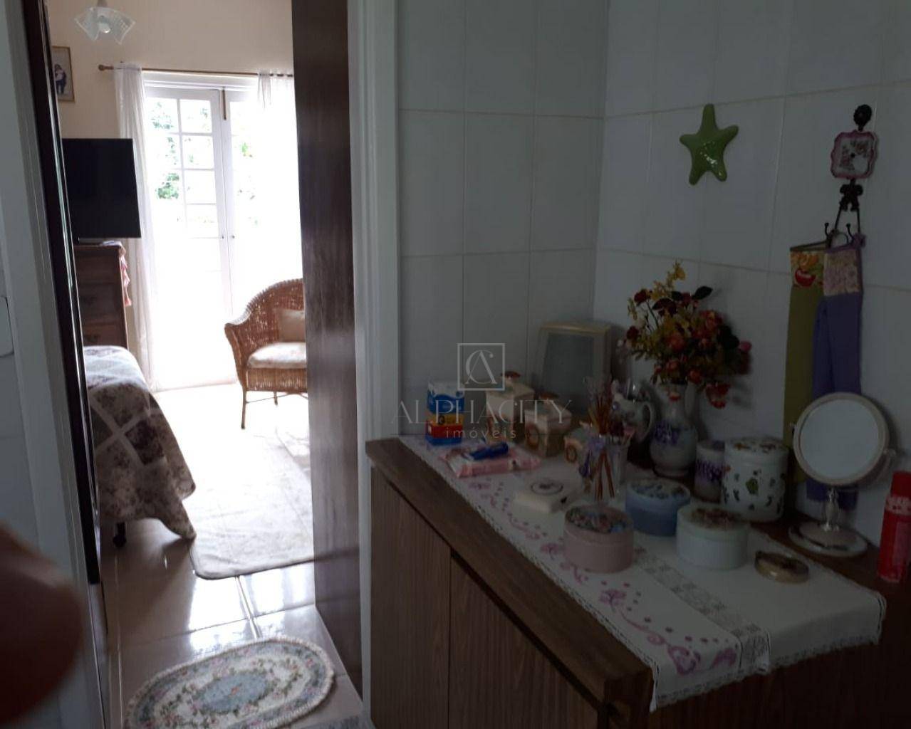 Casa de Condomínio à venda com 4 quartos, 350m² - Foto 12