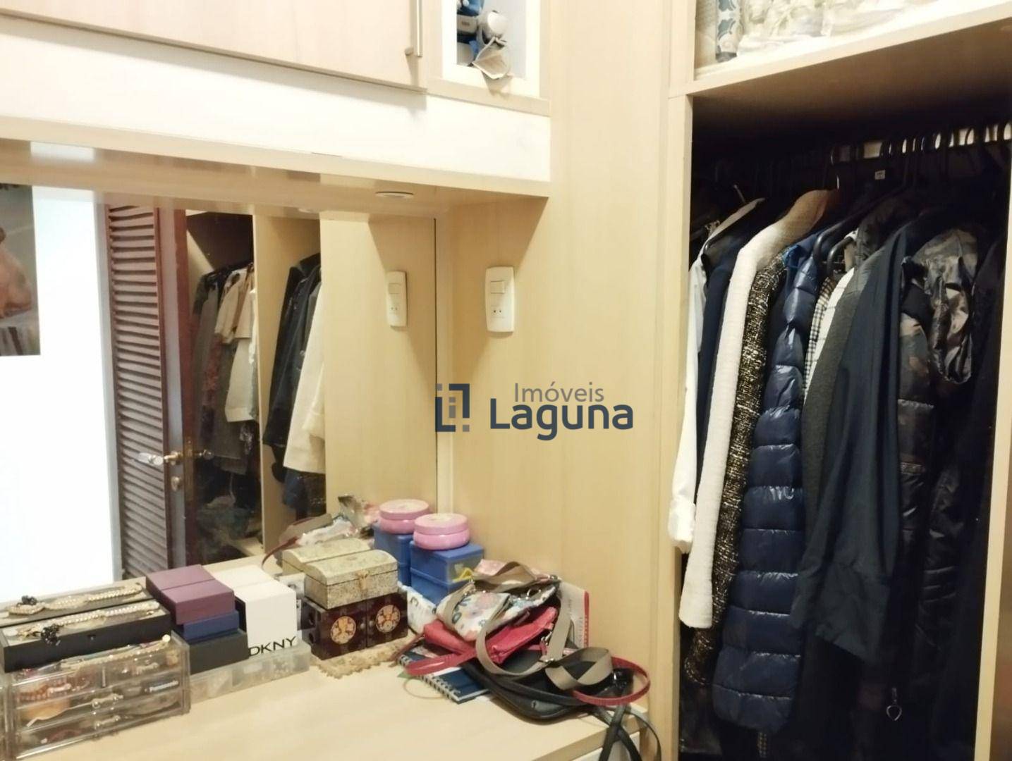 Apartamento à venda com 4 quartos, 240m² - Foto 38