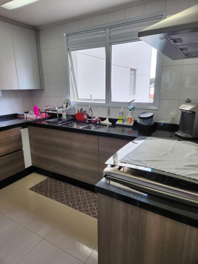 Apartamento à venda com 3 quartos, 206m² - Foto 13