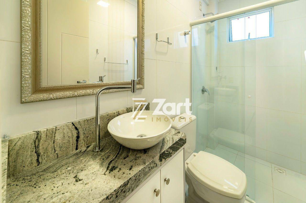 Apartamento à venda com 3 quartos, 159m² - Foto 18