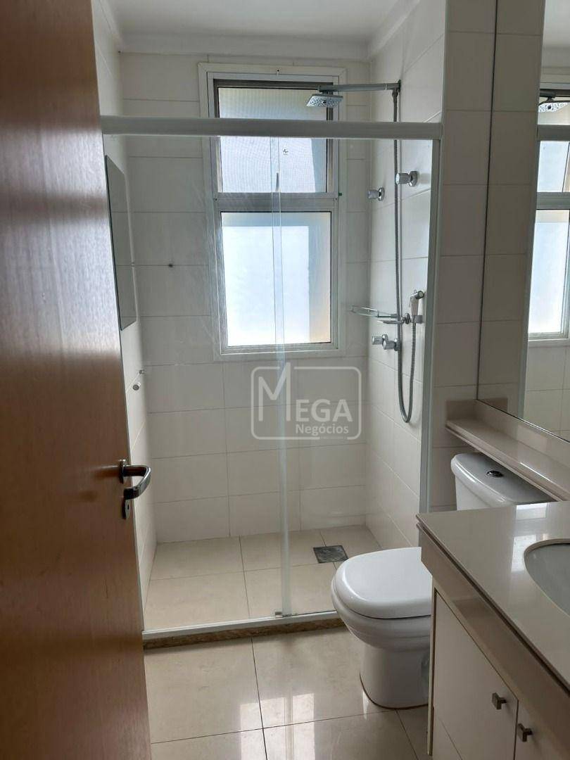 Apartamento para alugar com 3 quartos, 122m² - Foto 9