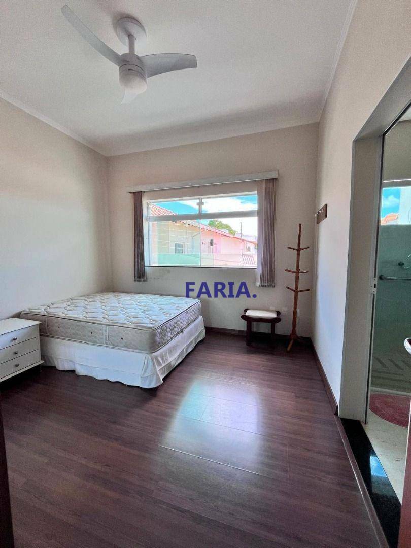 Casa à venda com 4 quartos, 520m² - Foto 21