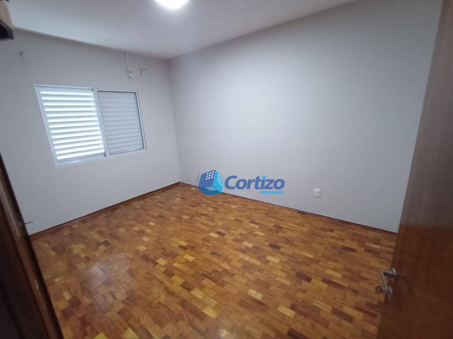 Casa para alugar, 180m² - Foto 5