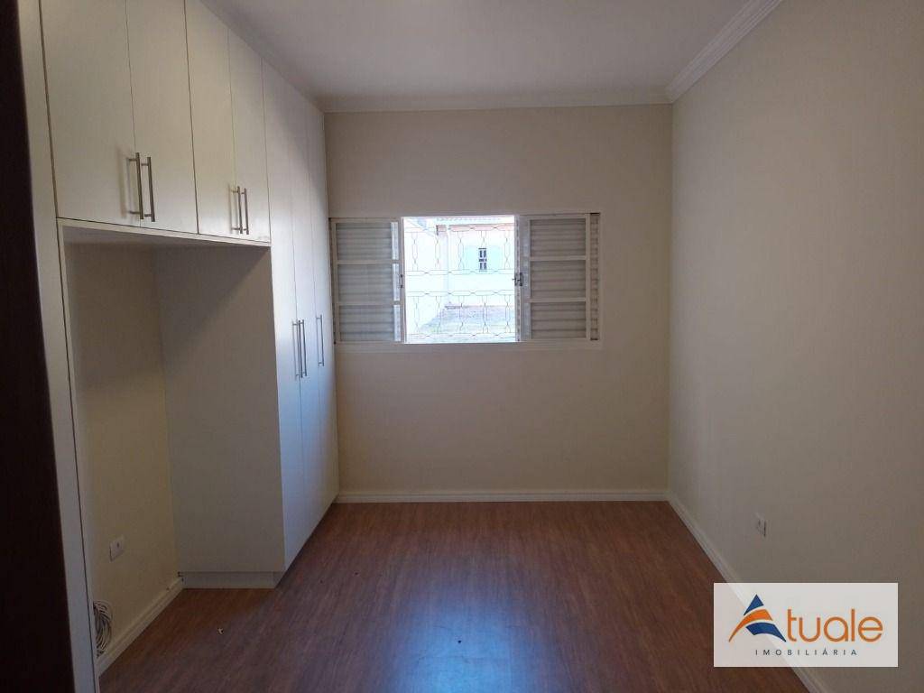 Casa para alugar com 3 quartos, 182m² - Foto 28