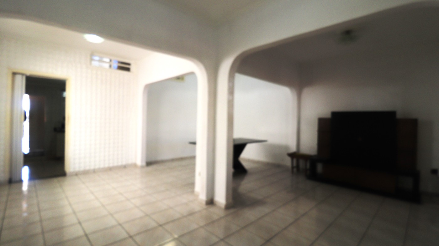 Casa para alugar com 2 quartos, 100m² - Foto 4