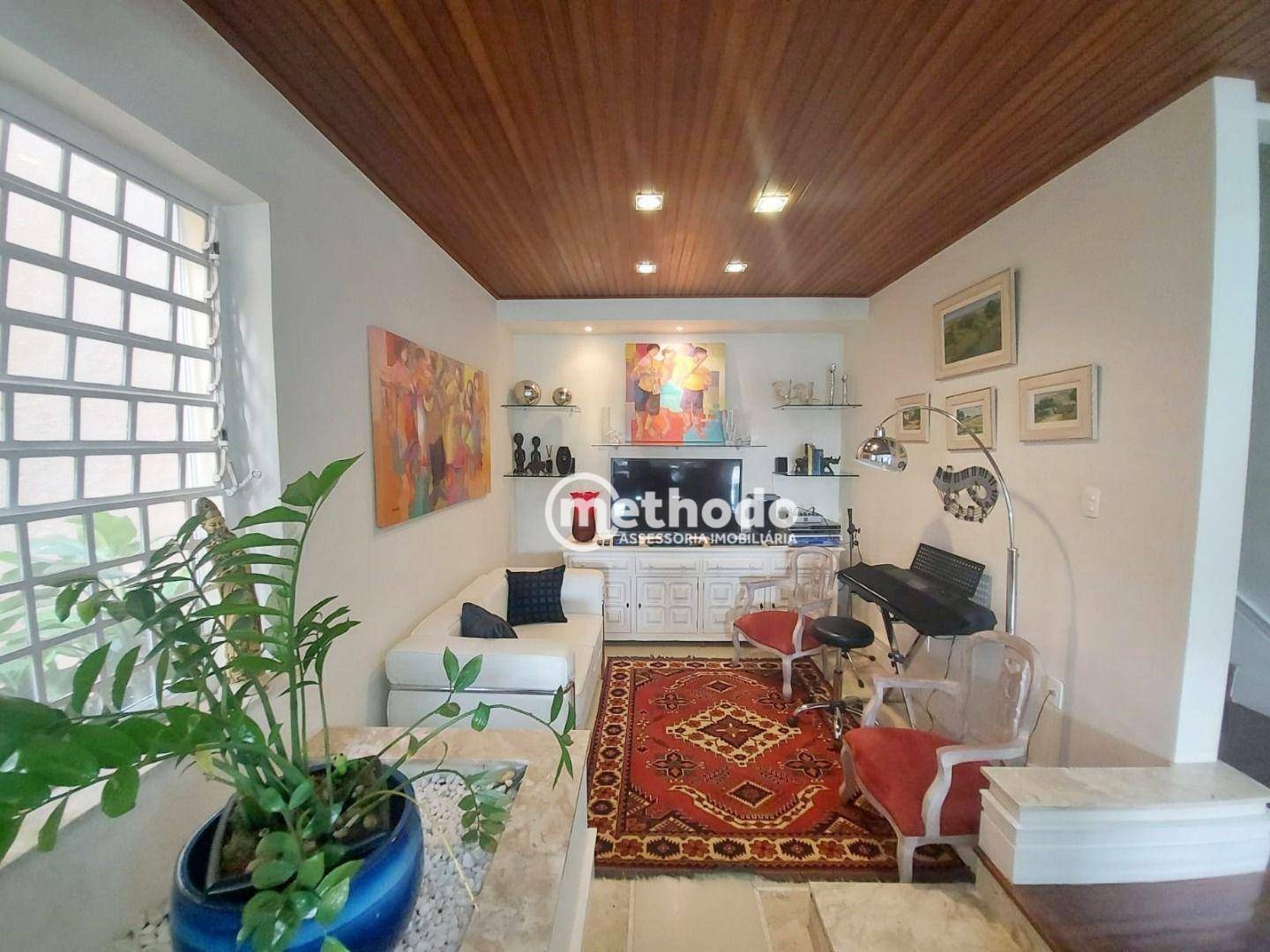 Casa à venda com 5 quartos, 274m² - Foto 11