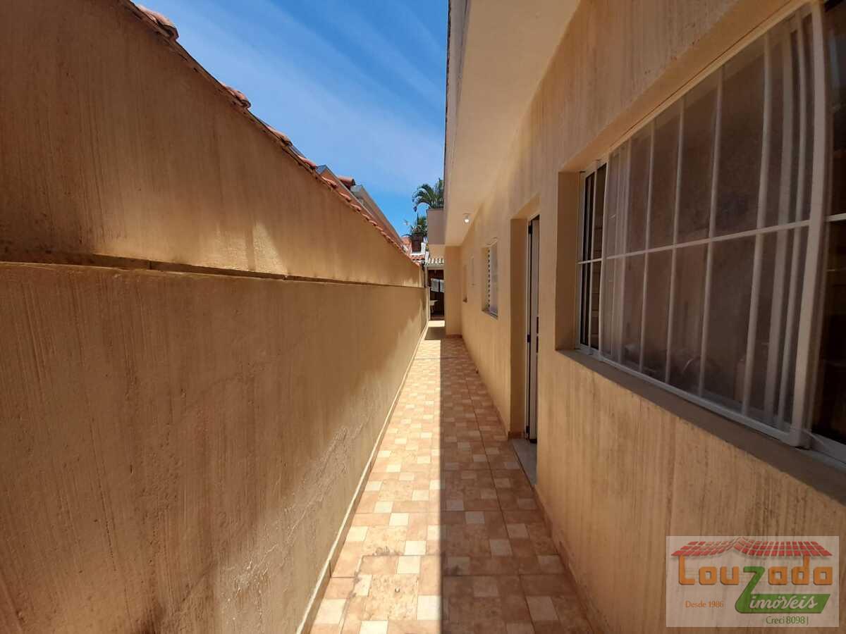 Casa à venda com 3 quartos, 180m² - Foto 13