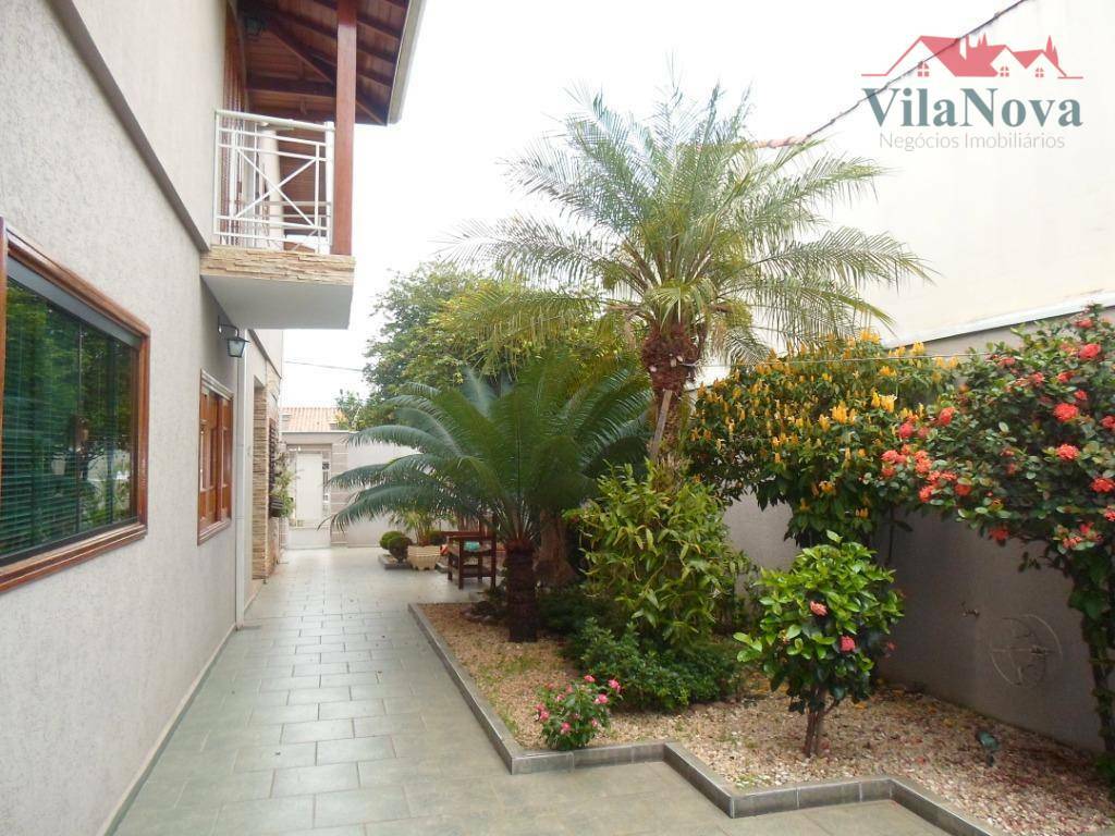 Casa à venda com 4 quartos, 225m² - Foto 17