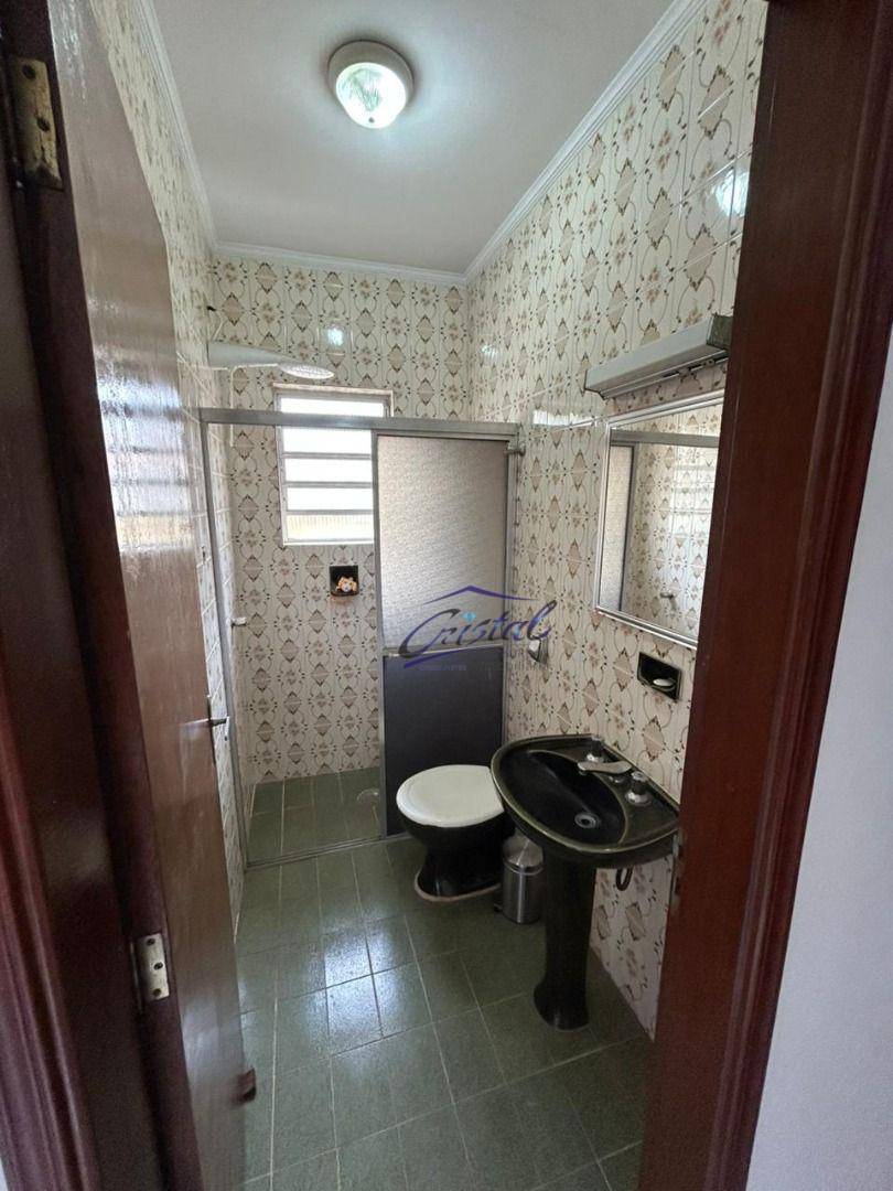 Casa à venda e aluguel com 3 quartos, 135m² - Foto 9