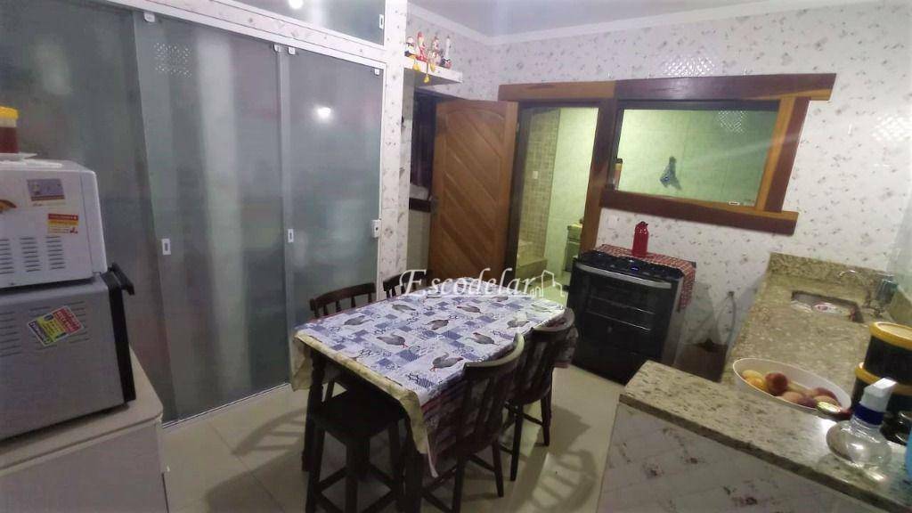 Sobrado à venda com 3 quartos, 200m² - Foto 8