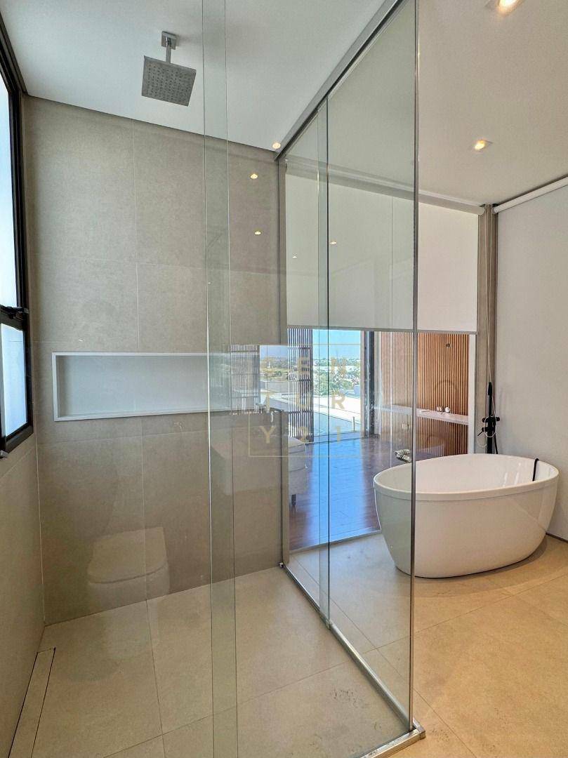 Casa de Condomínio à venda e aluguel com 3 quartos, 334m² - Foto 6