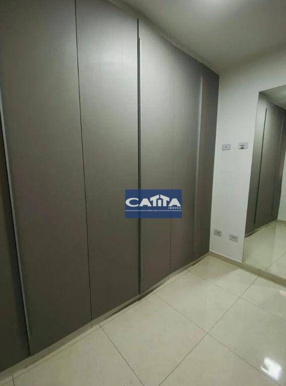 Apartamento à venda com 2 quartos, 40m² - Foto 11