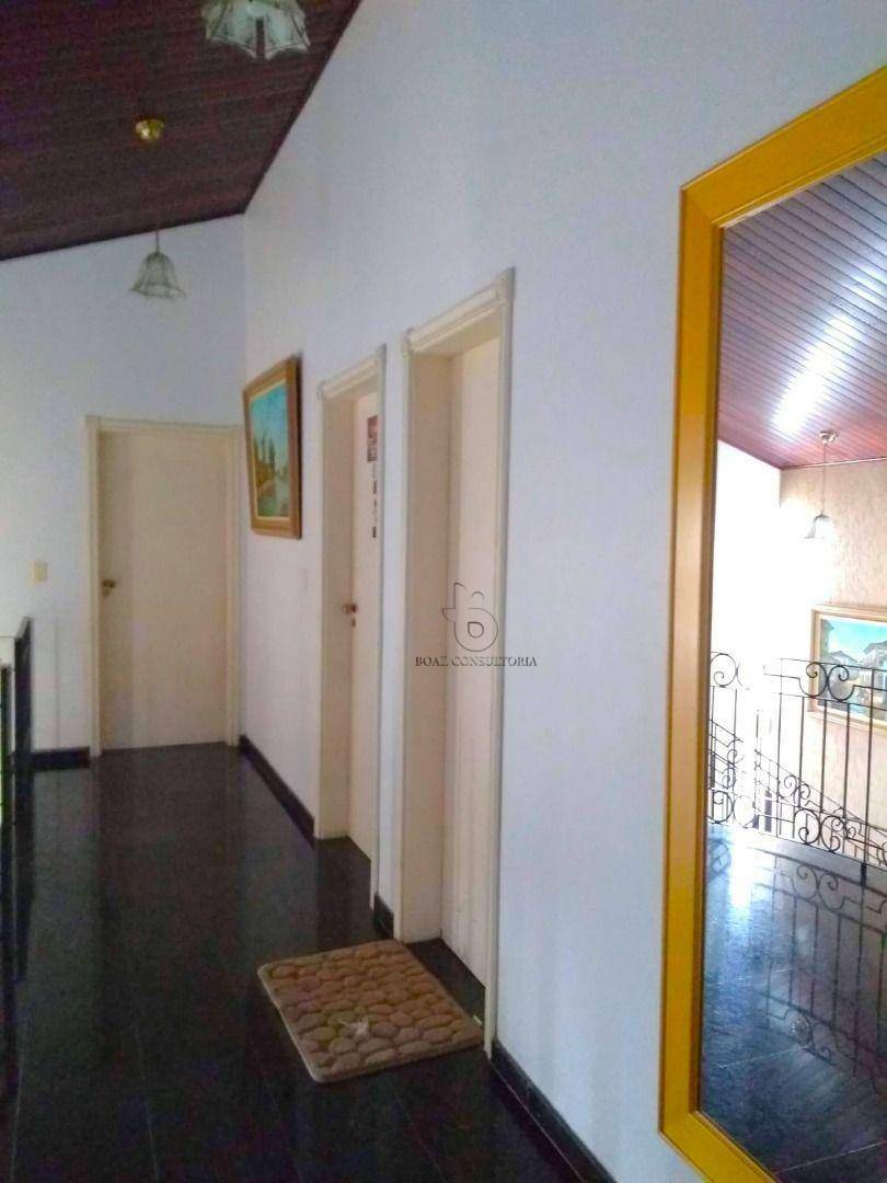 Casa à venda com 4 quartos, 340m² - Foto 25