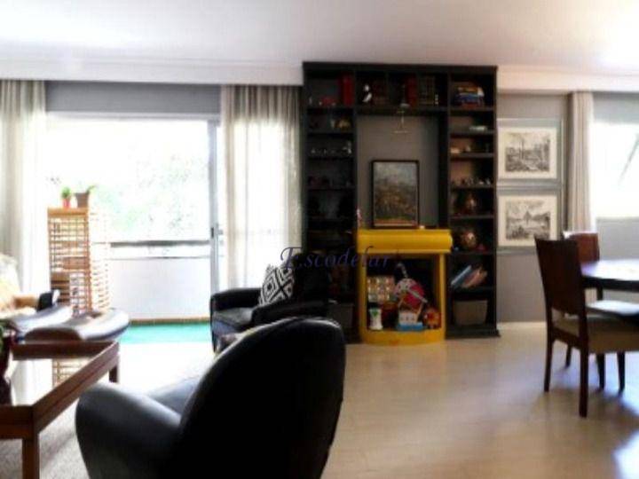 Apartamento à venda com 4 quartos, 198m² - Foto 5