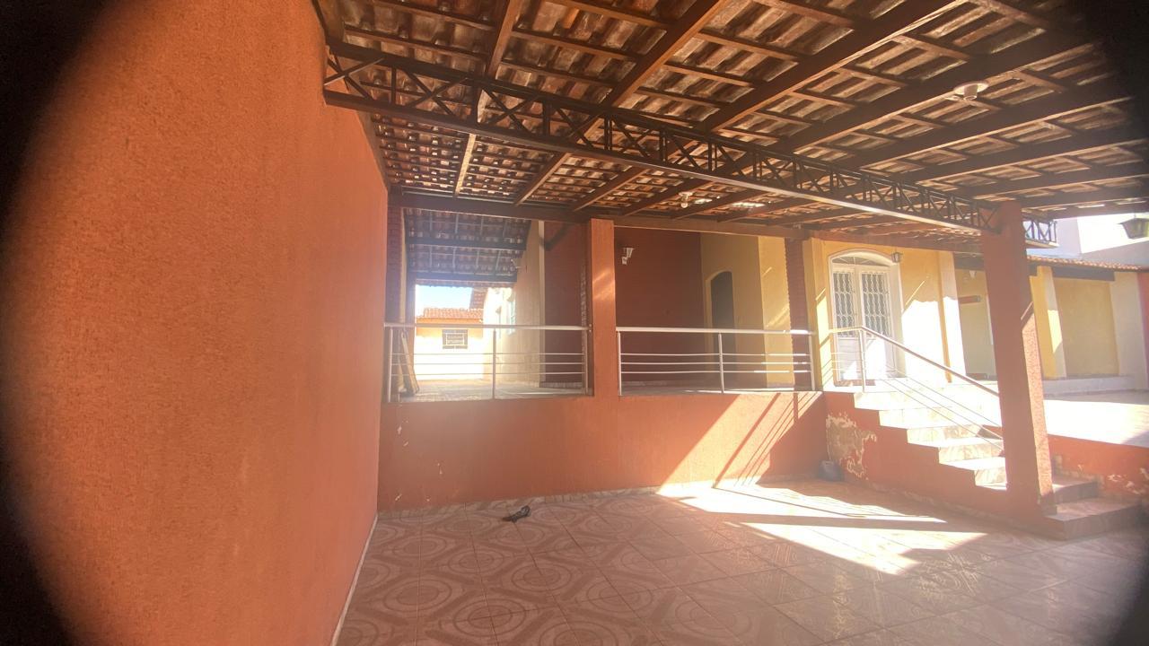 Casa para alugar com 4 quartos, 254m² - Foto 19