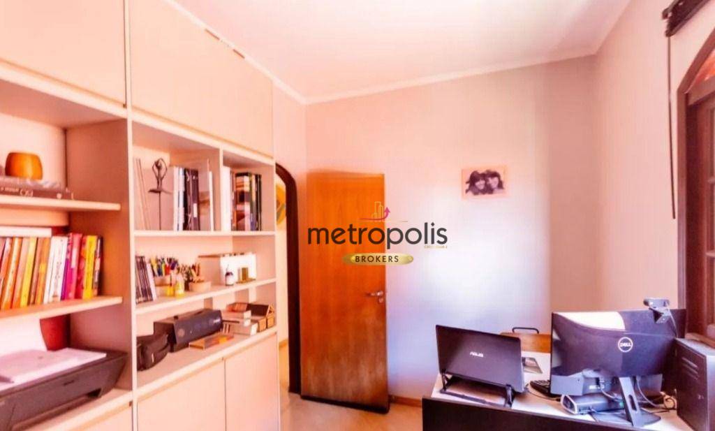 Casa à venda com 3 quartos, 241m² - Foto 35