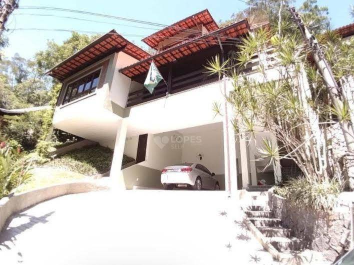 Casa de Condomínio à venda com 4 quartos, 294m² - Foto 1