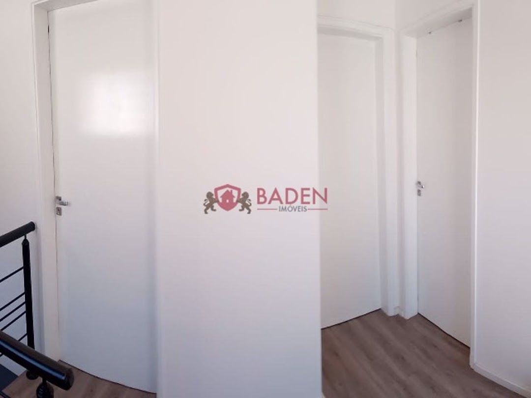 Casa à venda com 3 quartos, 140m² - Foto 15