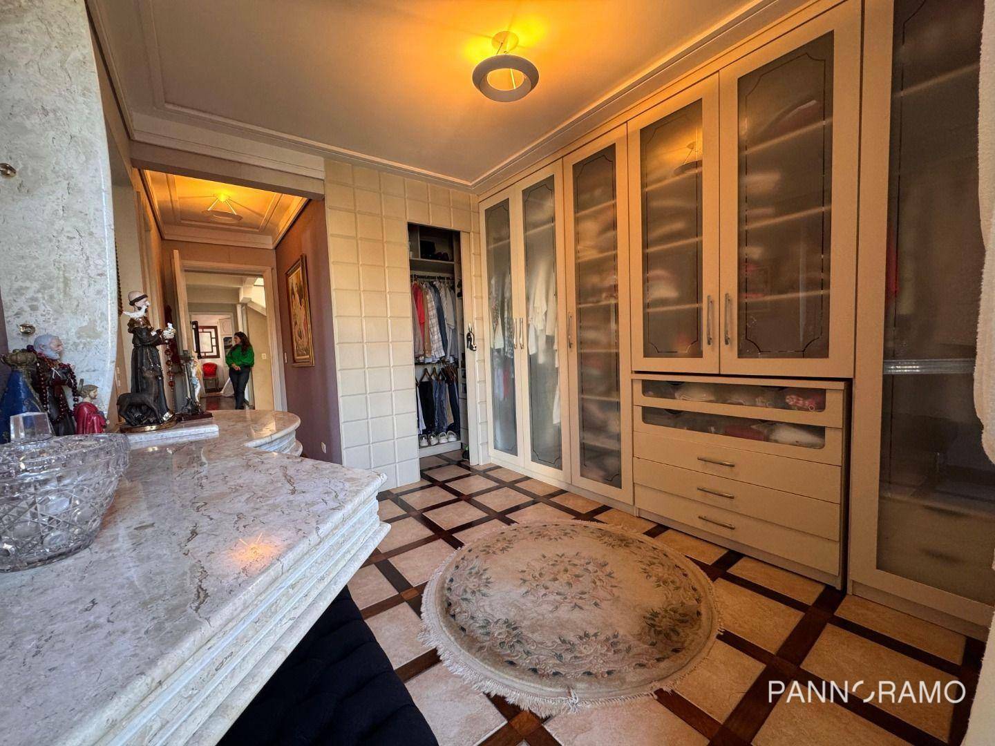Casa à venda com 4 quartos, 490m² - Foto 25