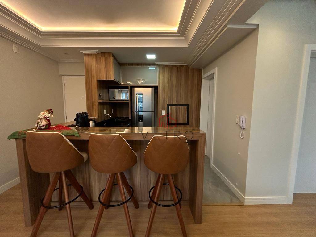 Apartamento à venda com 3 quartos, 87m² - Foto 4