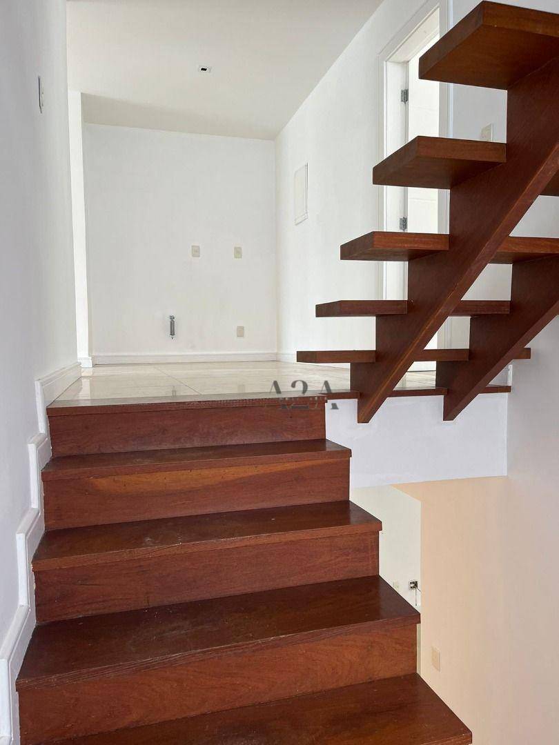 Casa à venda com 4 quartos, 357m² - Foto 26