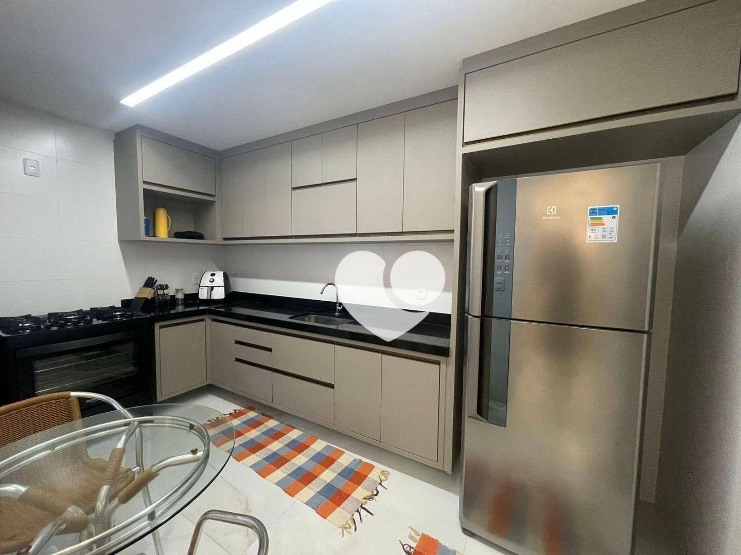 Apartamento à venda com 4 quartos, 119m² - Foto 11