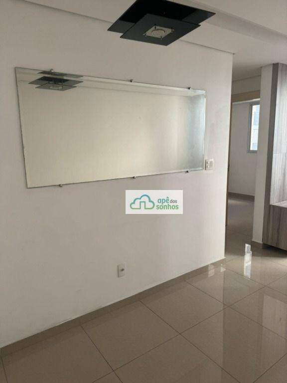 Apartamento à venda com 2 quartos, 44m² - Foto 4