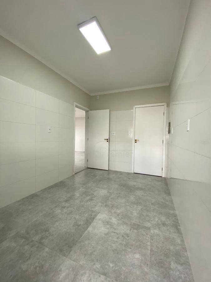 Apartamento à venda com 2 quartos, 65m² - Foto 5