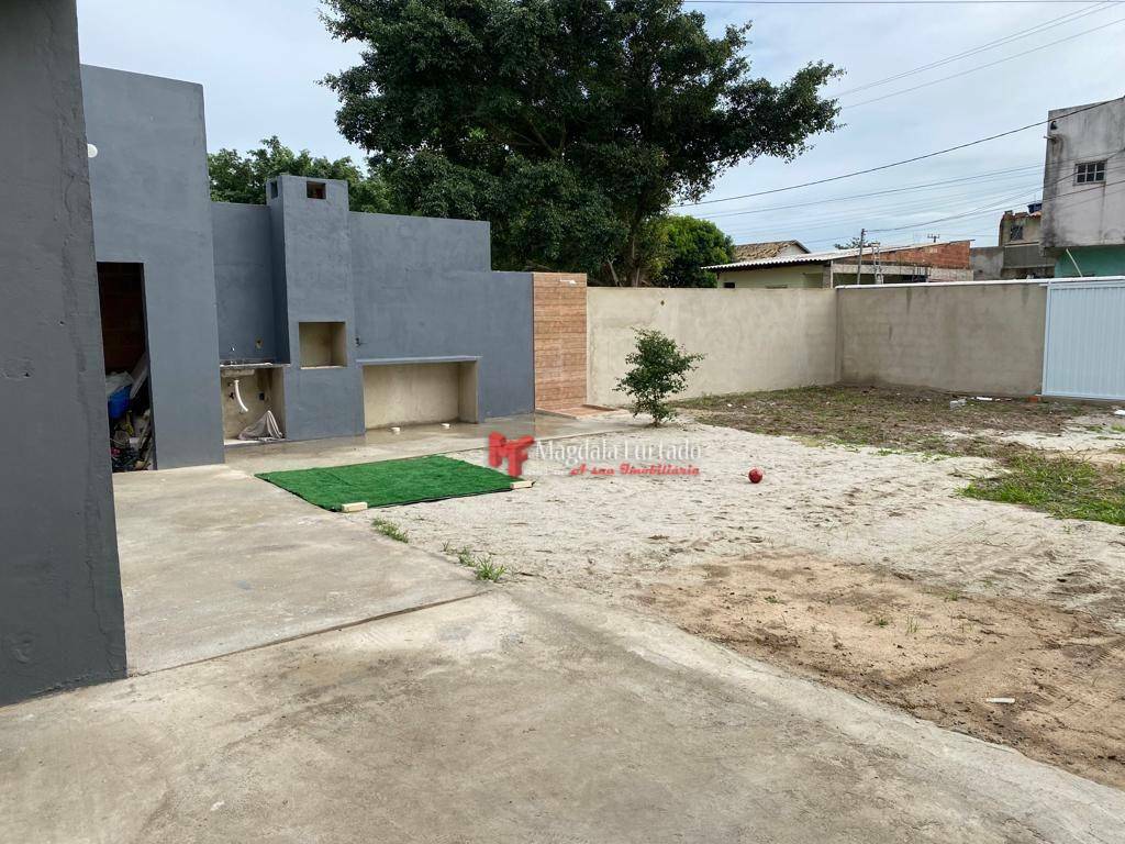 Casa à venda com 2 quartos, 300M2 - Foto 1