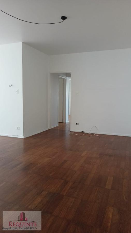 Apartamento para alugar com 3 quartos, 105m² - Foto 29