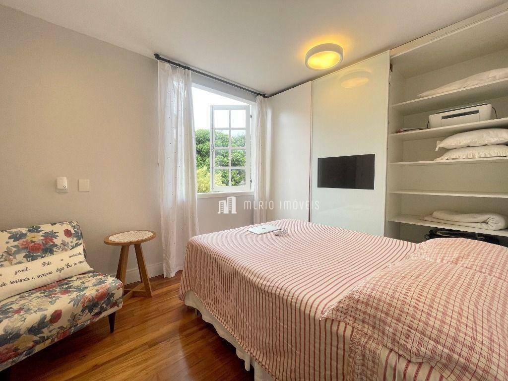 Casa de Condomínio à venda com 3 quartos, 211m² - Foto 17