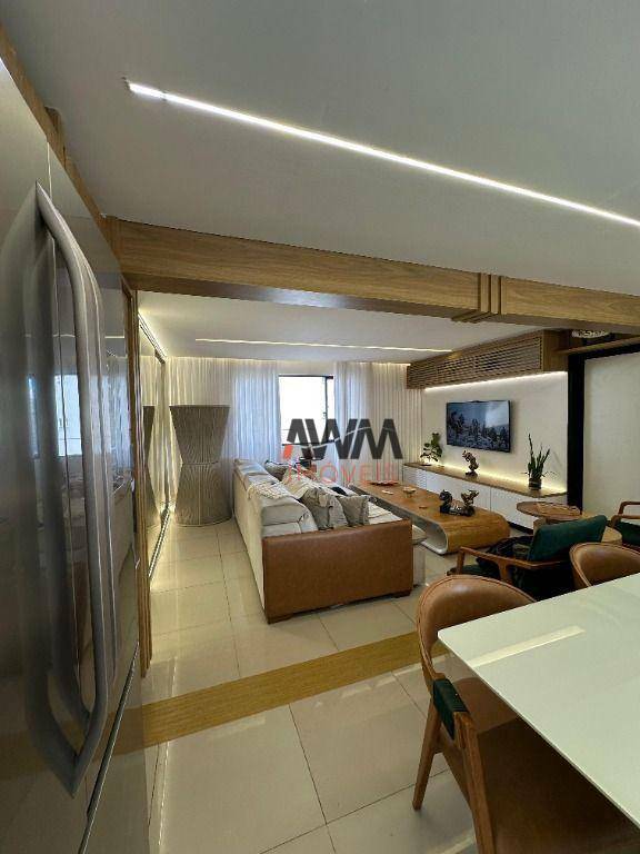 Apartamento à venda com 3 quartos, 123m² - Foto 7