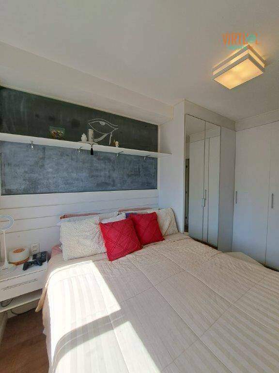 Apartamento à venda com 2 quartos, 62m² - Foto 32