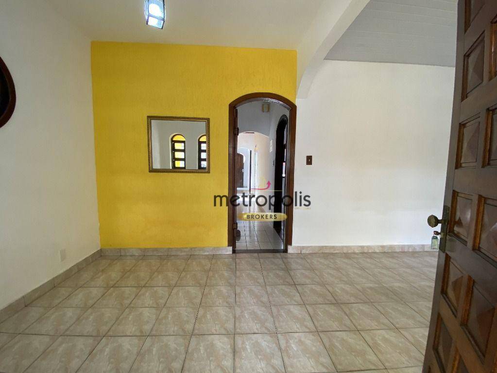 Casa à venda com 4 quartos, 150m² - Foto 2