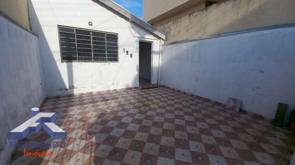 Casa à venda com 3 quartos, 88m² - Foto 2