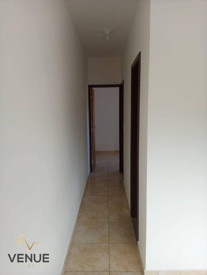 Apartamento à venda com 2 quartos, 37m² - Foto 3